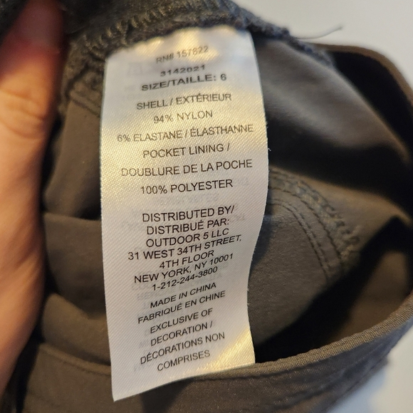 Eddie Bauer Gray Cropped Capri Pants Mid Rise Nylon Stretch Size 6 Hiking Gorp - Picture 15 of 16